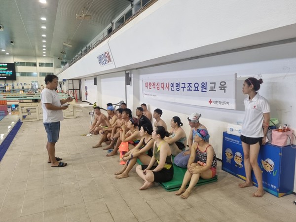 제주적십자사, 인명구조원 교육 재강습 실시