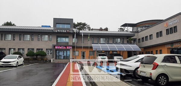 서귀포시 동부보건소는 ‘치매 집중검진 대상자’ 조기검진을 실시한다고 밝혔다.