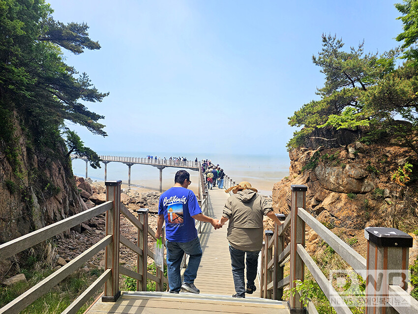 무장애 여행 전문 여행사 무빙트립, 5월 바다가는 달 연계 무장애 해양관광 프로그램 ‘서해 바다에서 우리 모두 함께 海’ 성황리에 마무리-‘서해 바다에서 우리 모두 함께 海(해)’ 프로그램 운영 현장/자료=무빙트립