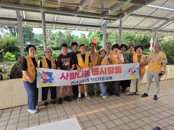 한라곰두리 적십자봉사회, 요양원서 7월 정기 봉사활동 펼쳐